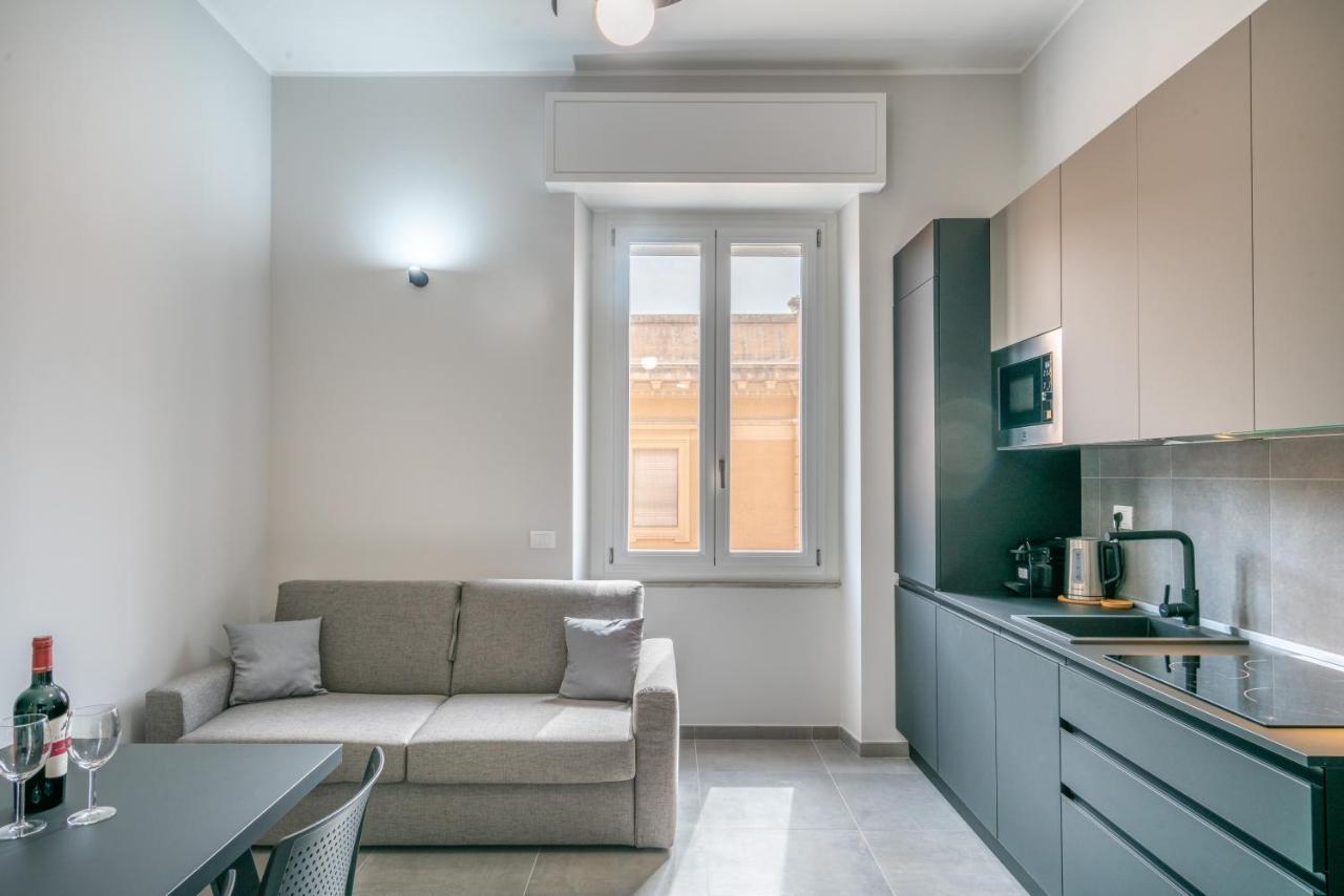 Kuzu Apts - City Center - Wifi Ac Tv Apartman Cagliari Kültér fotó