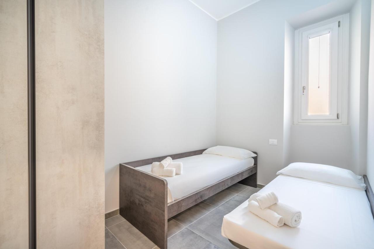 Kuzu Apts - City Center - Wifi Ac Tv Apartman Cagliari Kültér fotó