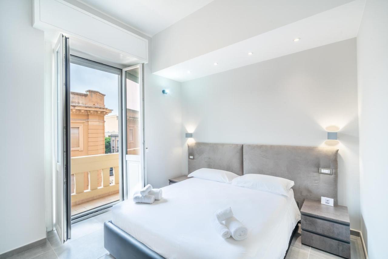 Kuzu Apts - City Center - Wifi Ac Tv Apartman Cagliari Kültér fotó