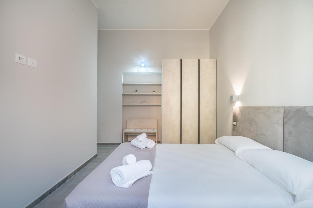 Kuzu Apts - City Center - Wifi Ac Tv Apartman Cagliari Kültér fotó