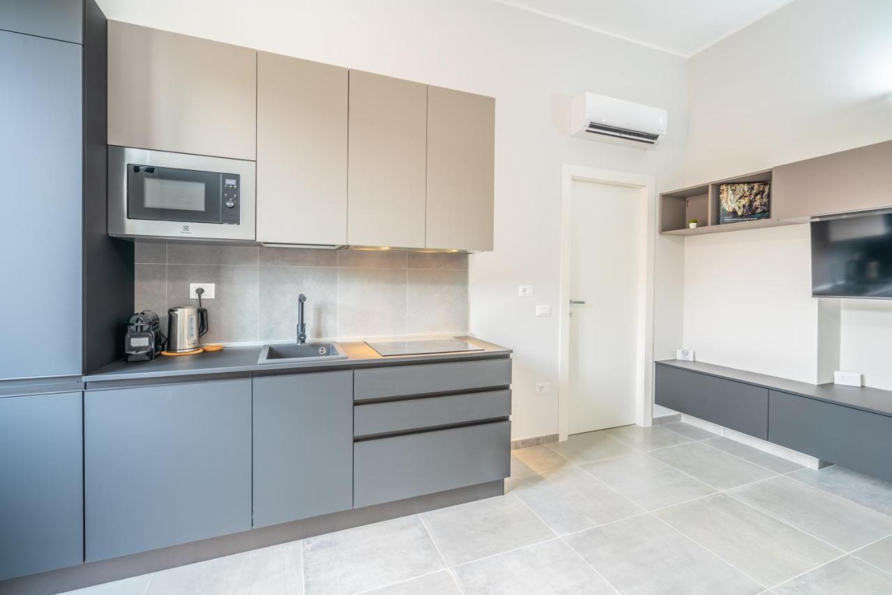 Kuzu Apts - City Center - Wifi Ac Tv Apartman Cagliari Kültér fotó