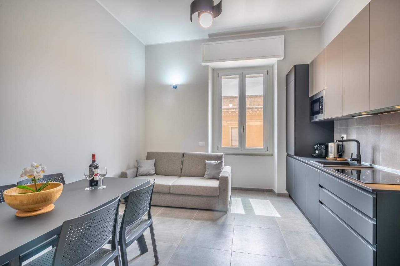 Kuzu Apts - City Center - Wifi Ac Tv Apartman Cagliari Kültér fotó