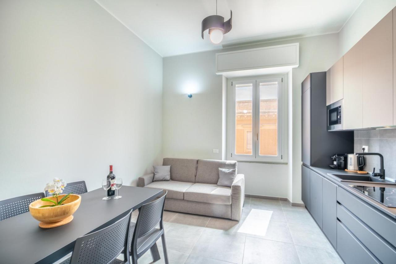 Kuzu Apts - City Center - Wifi Ac Tv Apartman Cagliari Kültér fotó